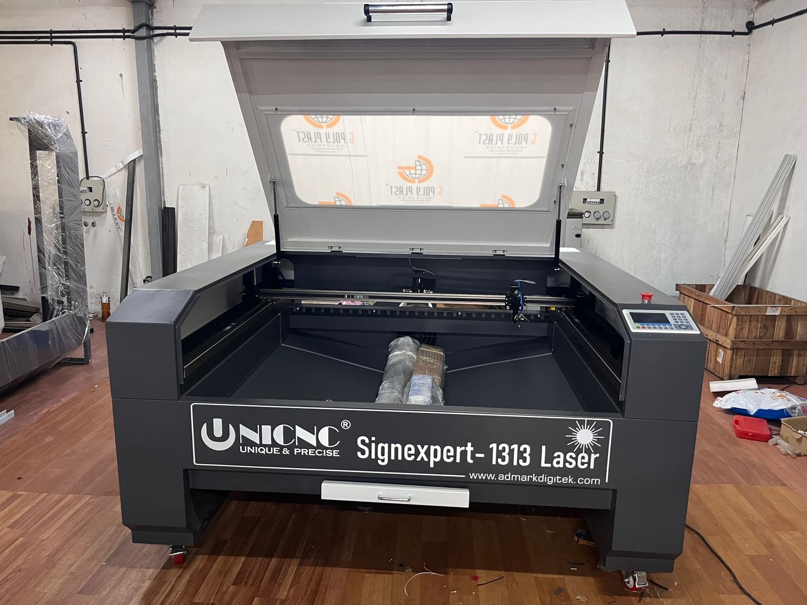 4'x4' CNC Laser